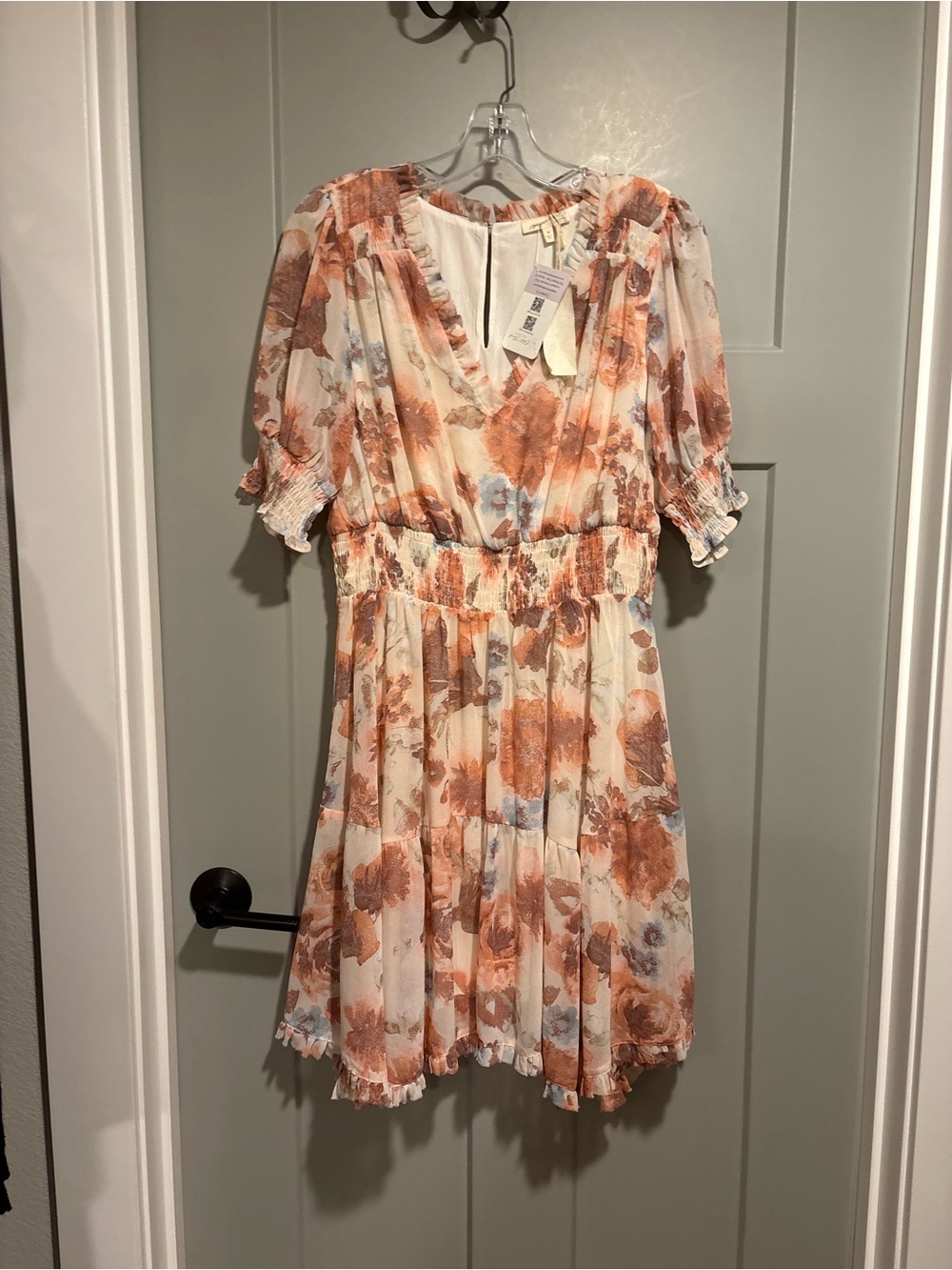 Mystree Floral V-Neck Puff Sleeve Dress - Cream & Rust